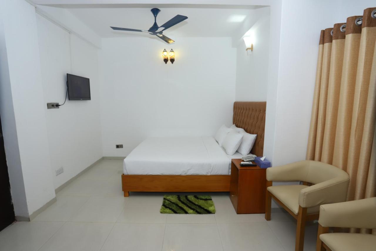 Hotel Blue Castle Dhaka Exterior foto